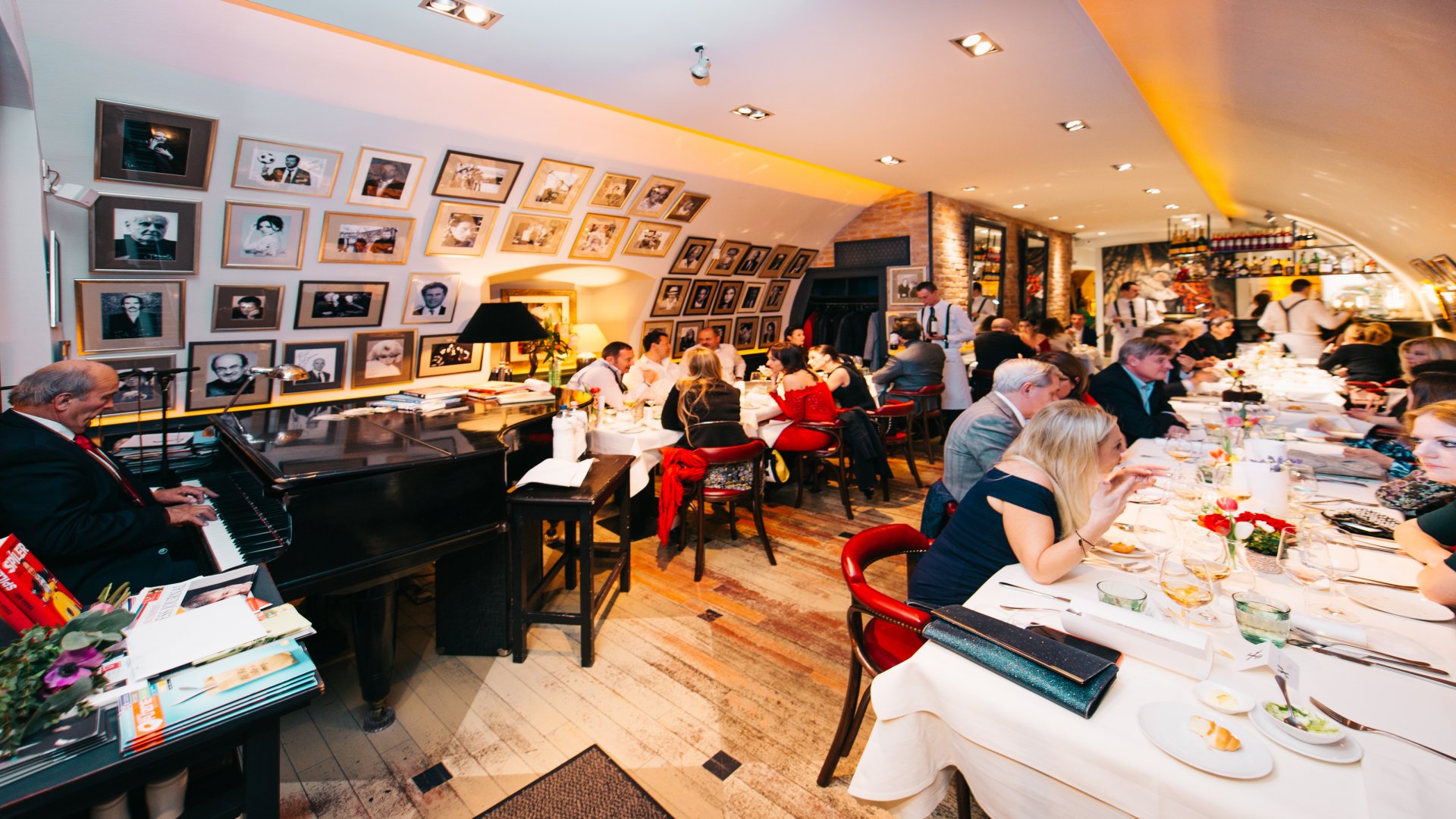 Budapest romantikus étterme: fedezd fel a Pierrot lezseren elegáns hangulatát!